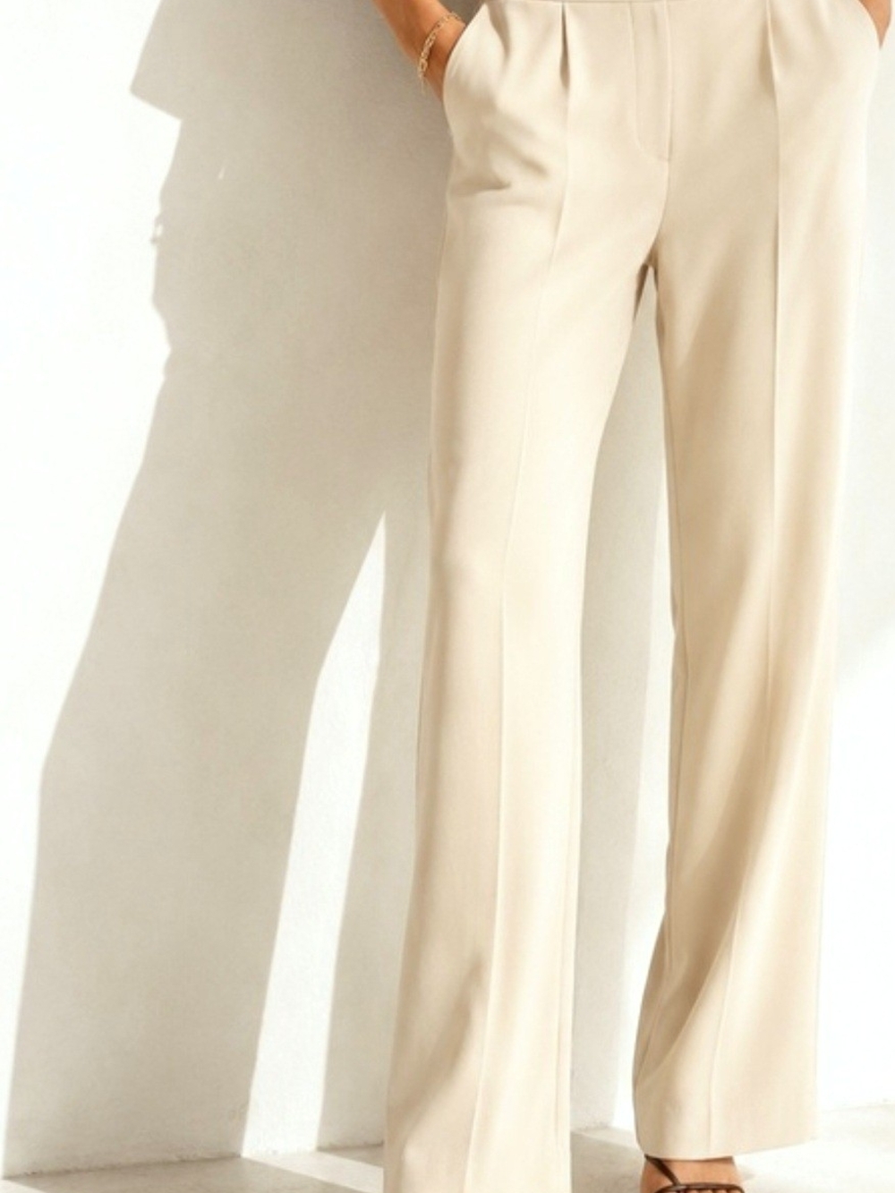 Babaton Ivory Beige Agency pants from Aritzia size 6 short work trousers
